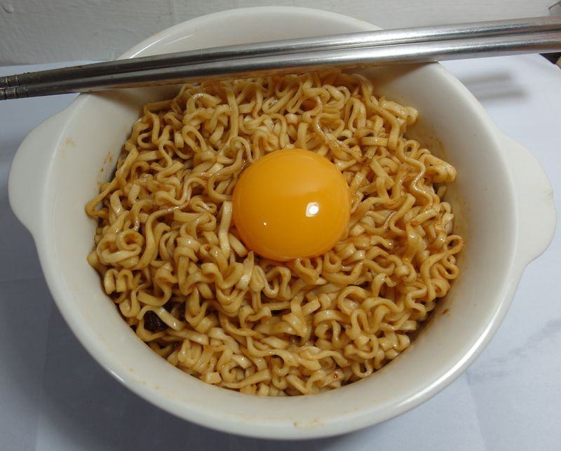 維力炸醬麵