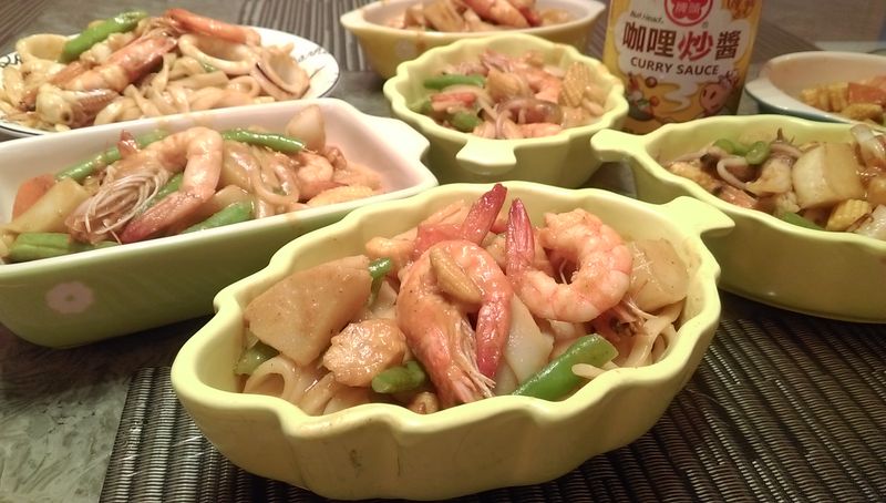 咖哩海鮮烏龍炒麵『牛頭牌咖哩新食代』