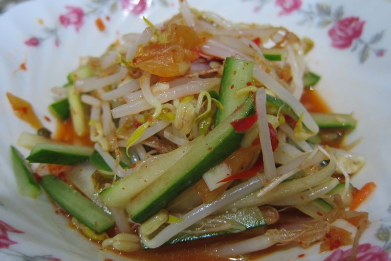 涼拌豆芽菜