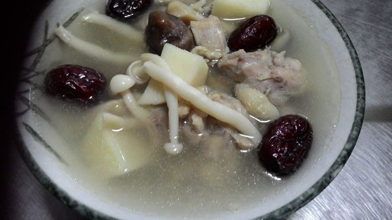 筍菇雞湯
