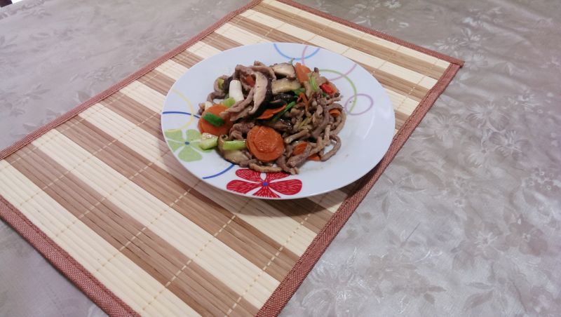 鮮香菇炒肉絲