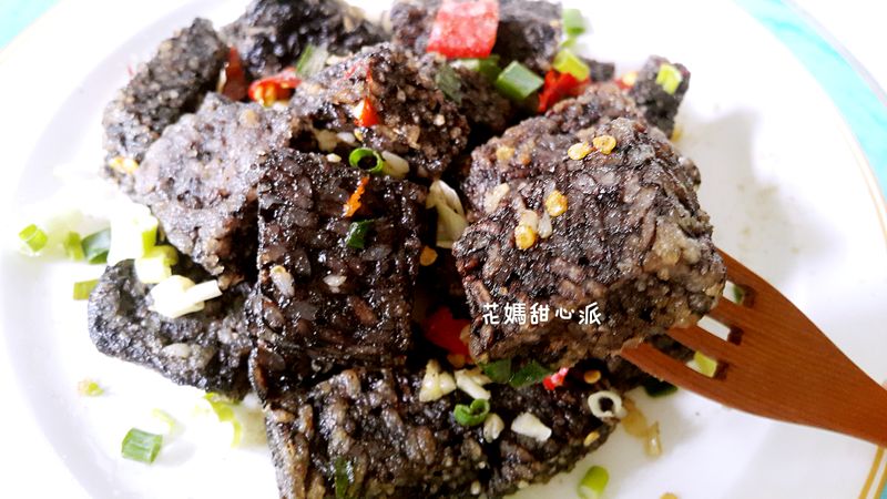 蒜香鹽酥米血