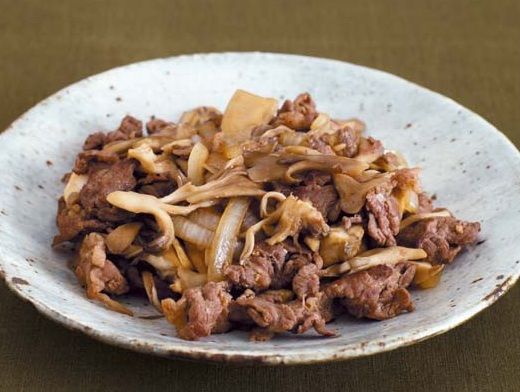 鹽麴炒舞菇牛肉