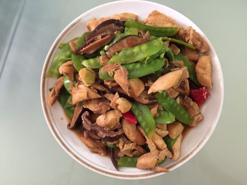 香菇雞腿肉