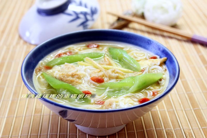初秋暖心料理~麻油絲瓜蛋麵線