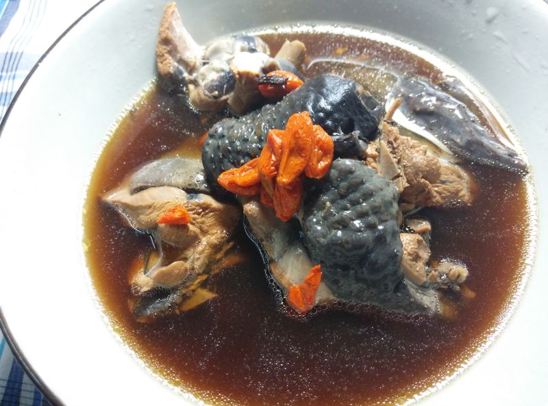 烏骨四物雞湯
