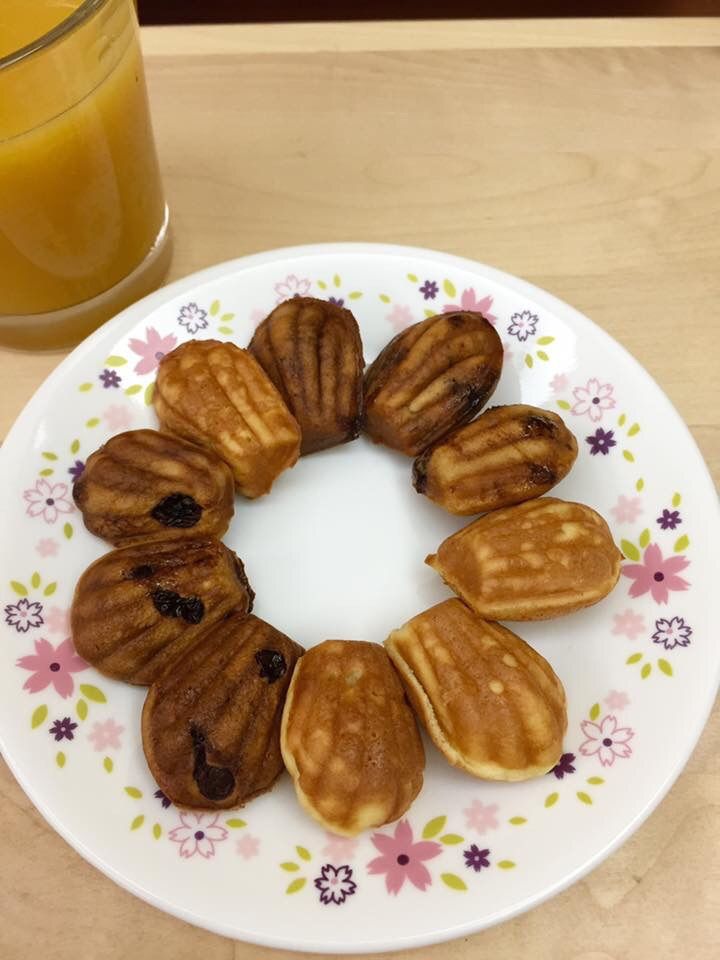 圈媽 黑糖牛奶雞蛋糕(鬆餅粉製作瑪德蓮)