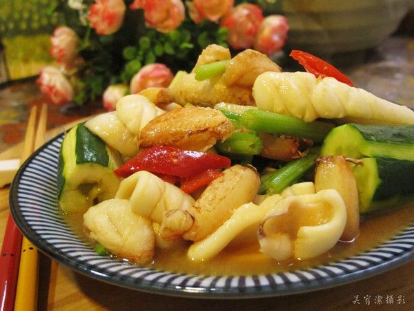 芹菜炒花枝