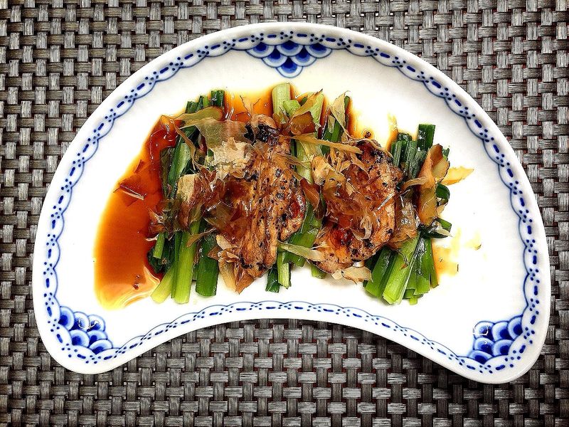 柴魚韭菜雞肉燒