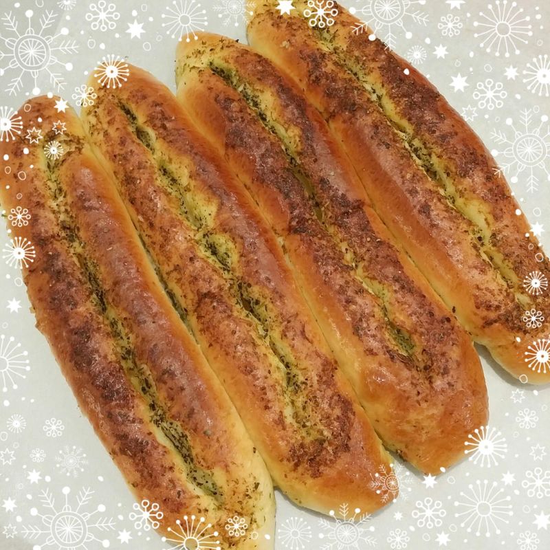 羅勒香蒜麵包