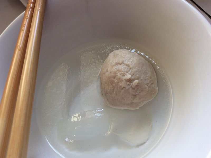 洋蔥貢丸湯