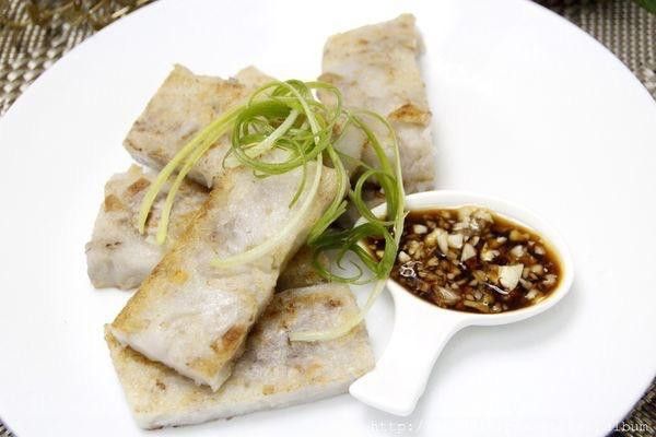 松板肉芋頭糕