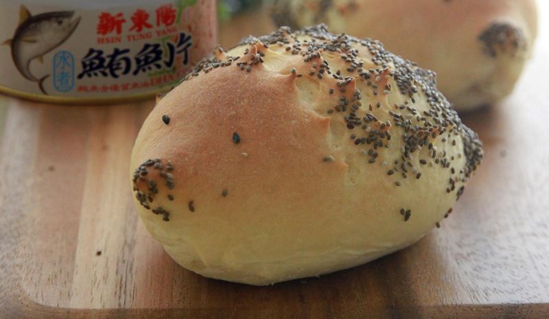 刺蝟蜂蜜芥末鮪魚麵包[新東陽鮪魚片]