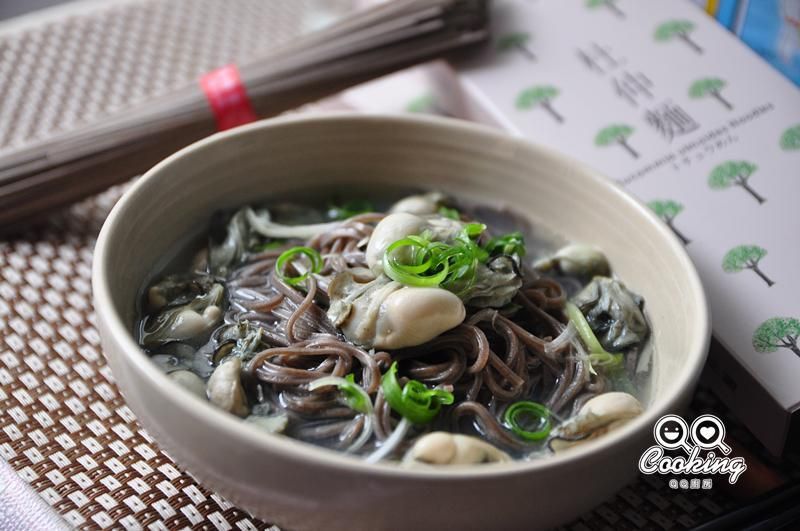 麻油鮮蚵杜仲細麵【呷好麵】