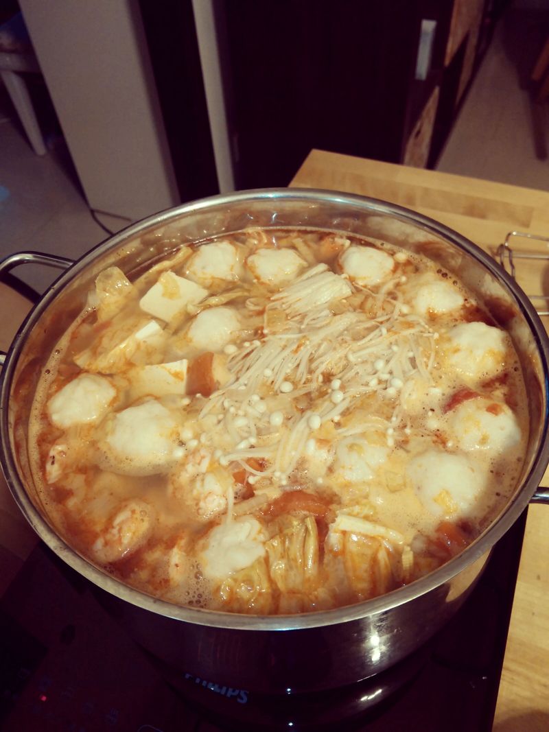 泰式酸辣海鮮湯