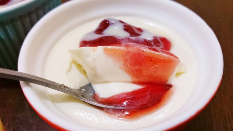 草莓煉乳鮮奶酪