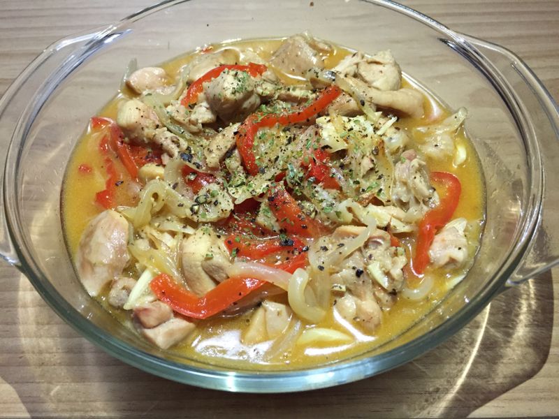 白酒燉洋蔥鯷魚雞腿