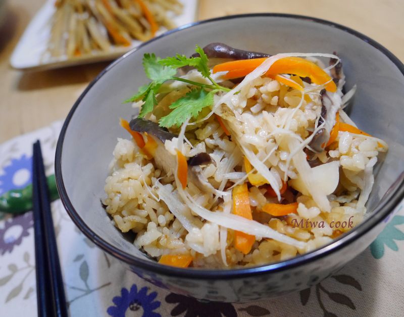 牛蒡炊飯