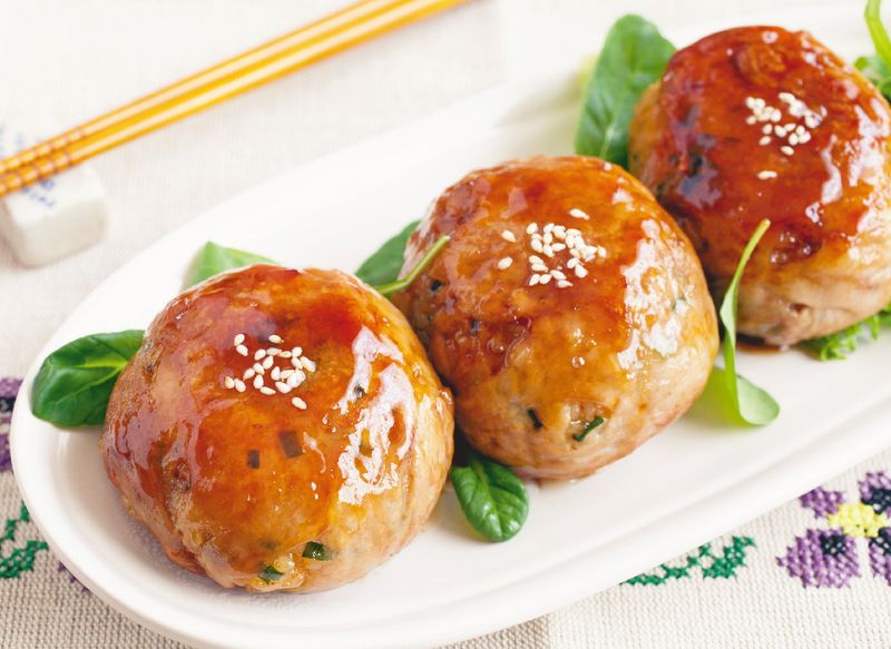 東販小食堂:日日元氣飯糰 肉捲飯糰