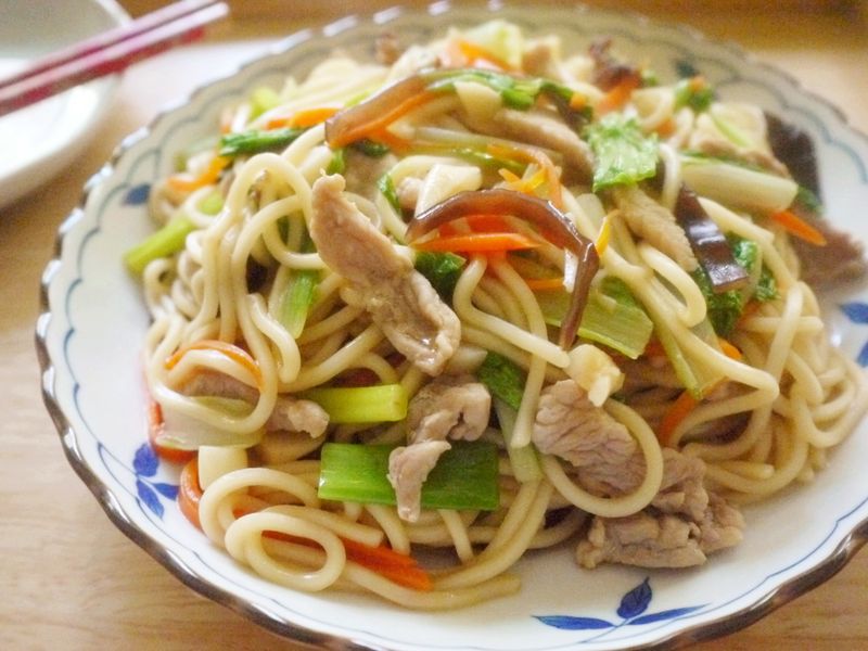 用電鍋做肉絲炒麵【歡慶大同電鍋55週年】