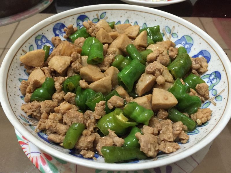 辣椒炒肉絲