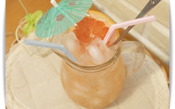 葡萄柚氣泡水 - 酸溜溜~來打氣一下!!