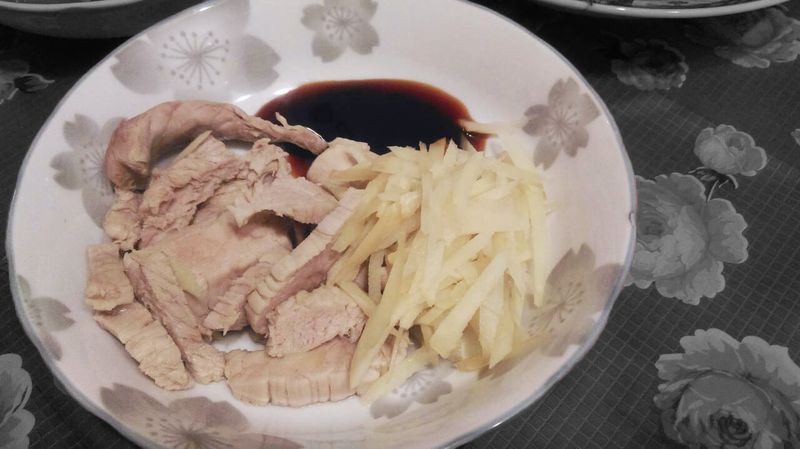 沾醬白肉