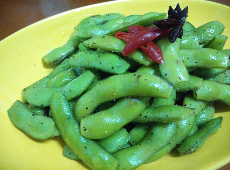 涼拌毛豆