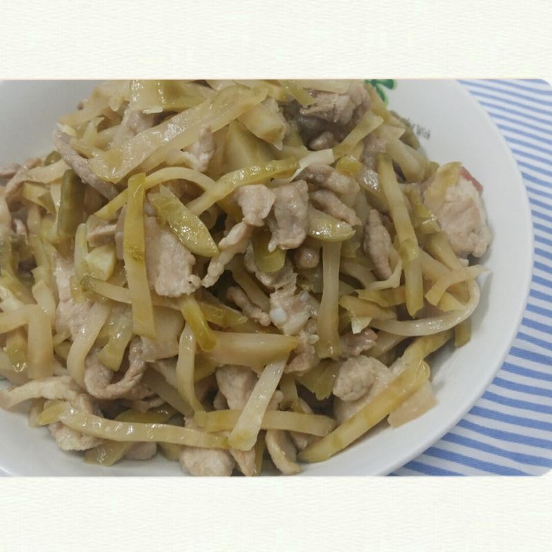 榨菜炒肉絲