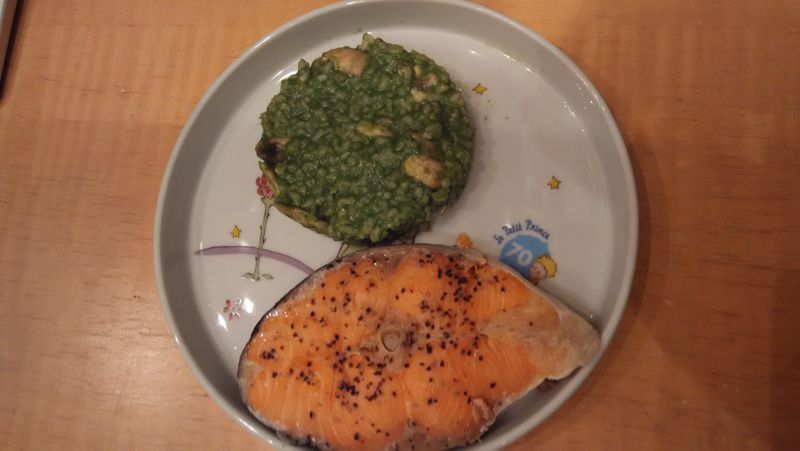 鮭魚菠菜頓飯