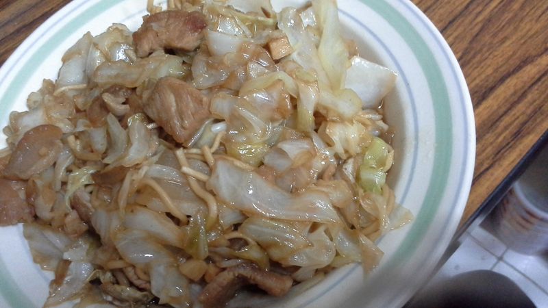 五花高麗菜炒麵