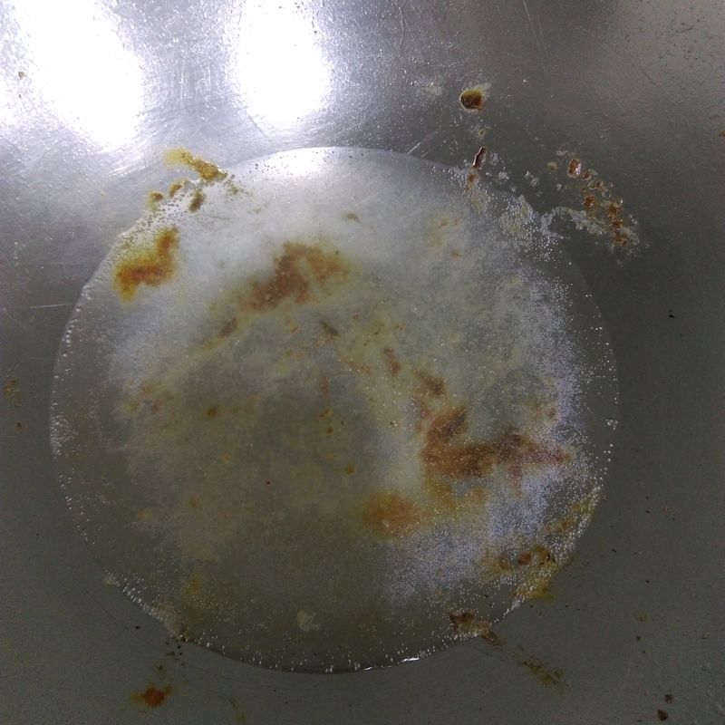 快速刷掉鍋子的沾黏