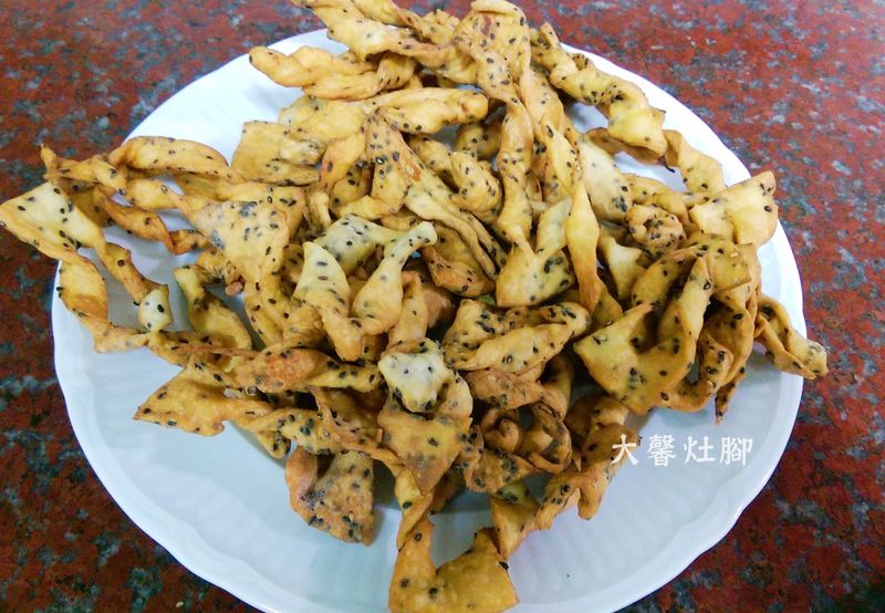 香蕉芝麻巧果