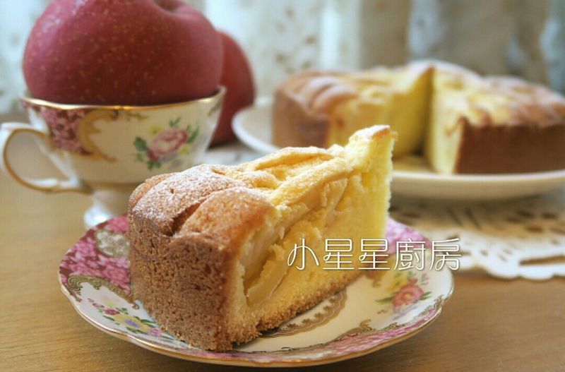 蘋果片鑲蛋糕