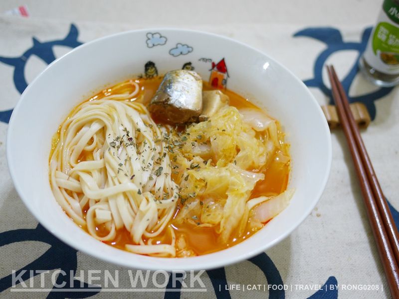 罐頭料理：茄汁鯖魚家常麵