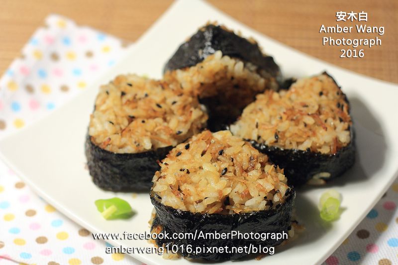 吻仔魚烤飯糰