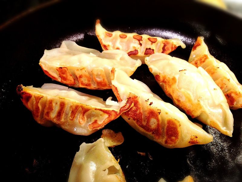 鑄鐵鍋煎餃