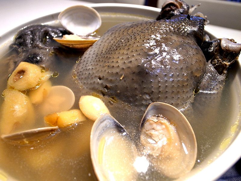 有心食譜:蒜頭蛤蜊雞湯