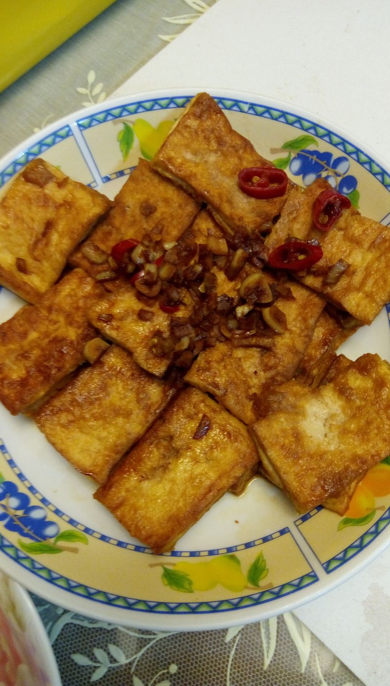 簡單料理醬油燒豆腐
