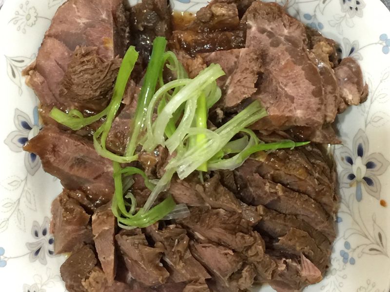 滷牛腱
