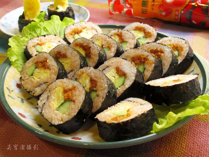 肉鬆壽司
