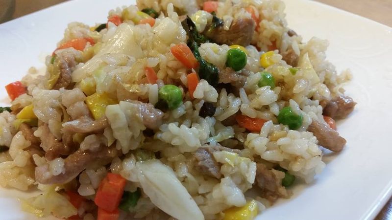 高麗菜肉絲炒飯