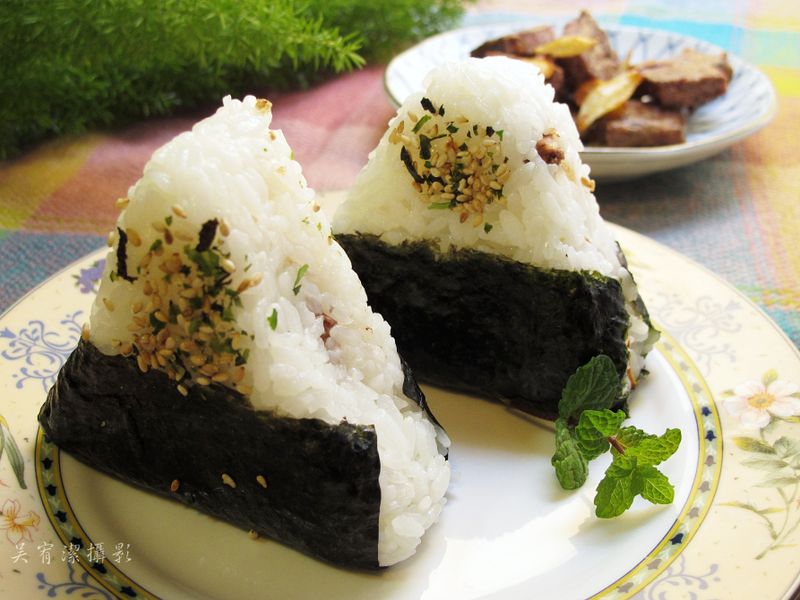 蒜片霜降牛肉飯糰【全聯料理王大賽】