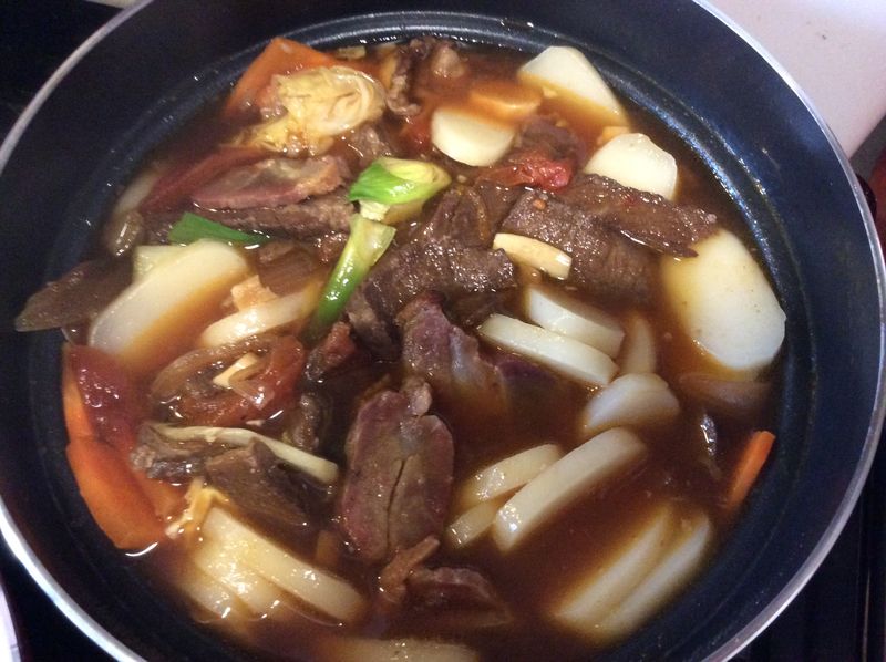 蕃茄牛肉年糕湯