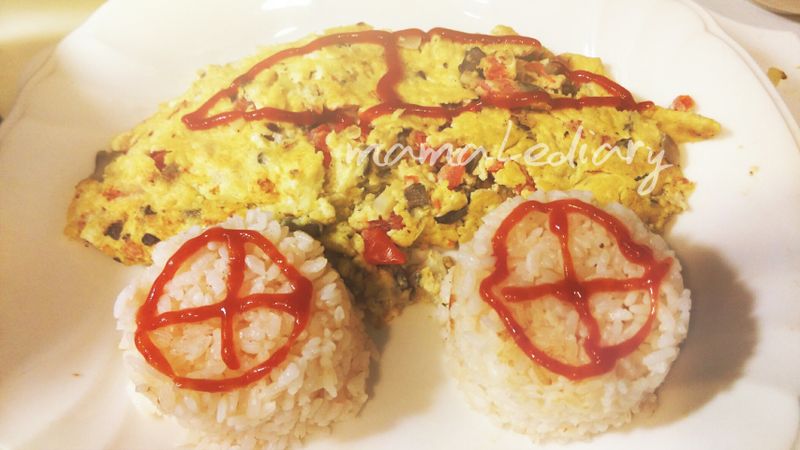 親子料理---番茄菇菇起士歐姆蛋包飯