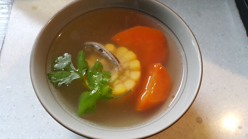 玉米魚乾排骨湯(電鍋版)