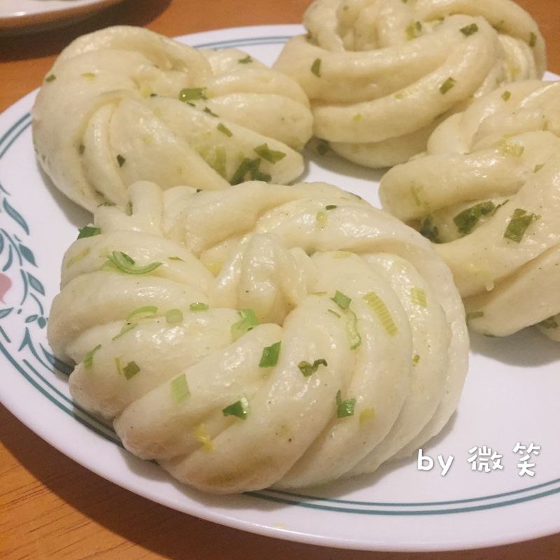 火腿蔥花捲