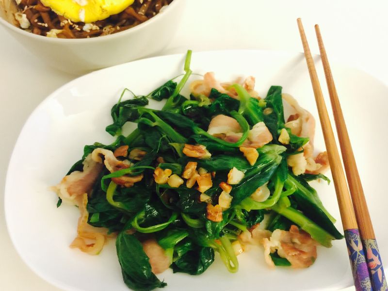 蒜香培根豆苗