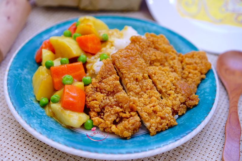 咖哩豬排飯