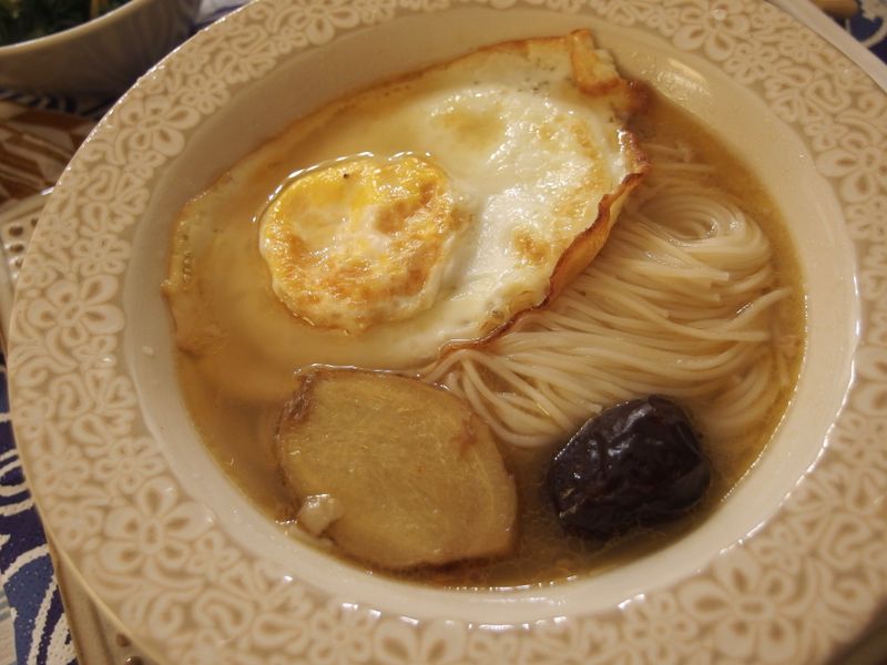 悶燒鍋麻油雞 {露營OK}